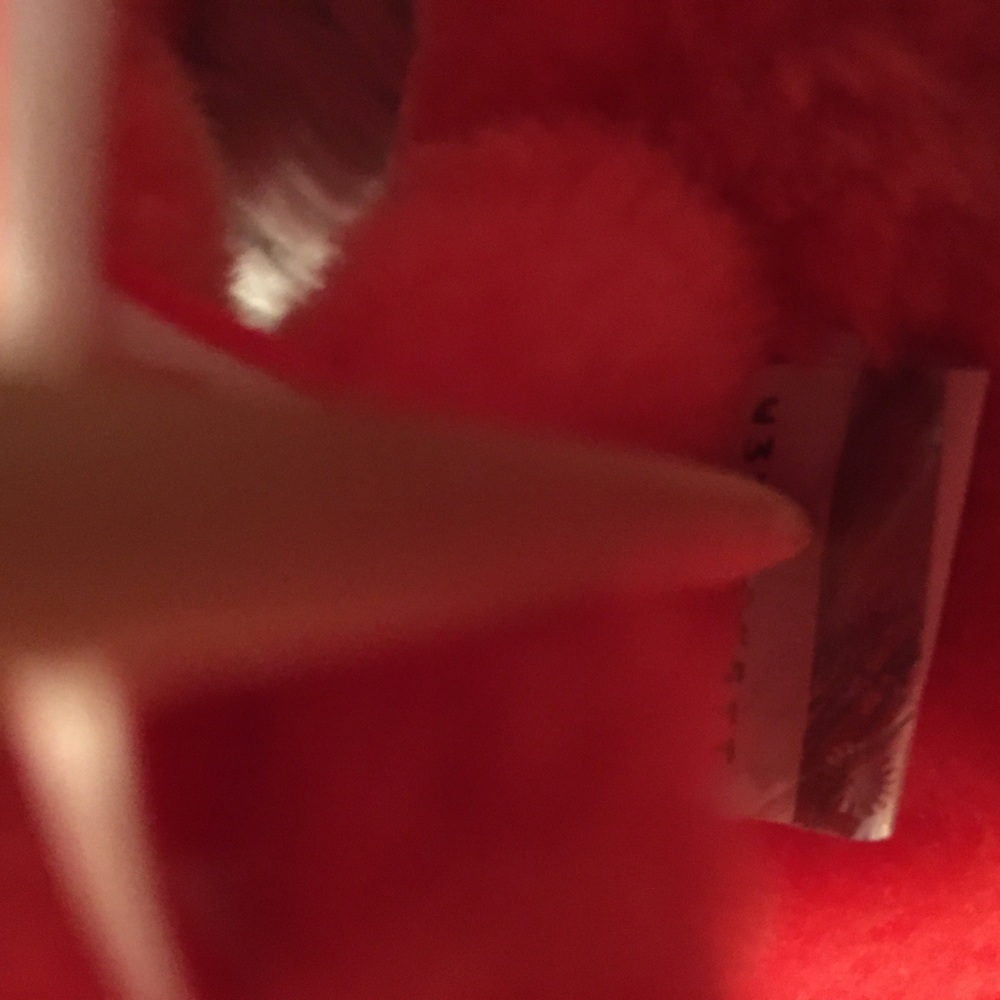 UGG Girl's Fluff Yeah Slide Slippers - LIKE NEW CONDITION! - Picture 12 of 12